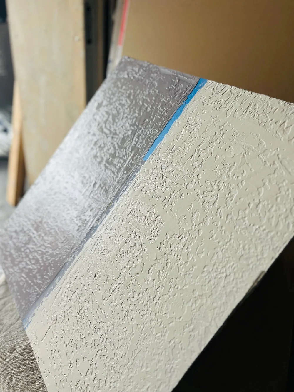 Orange-peel texture sample showing consistent spray coverage